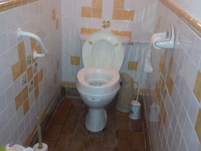 Pose de fäience dans les wc d’une maison - Vieux Boucau - Landes (40).